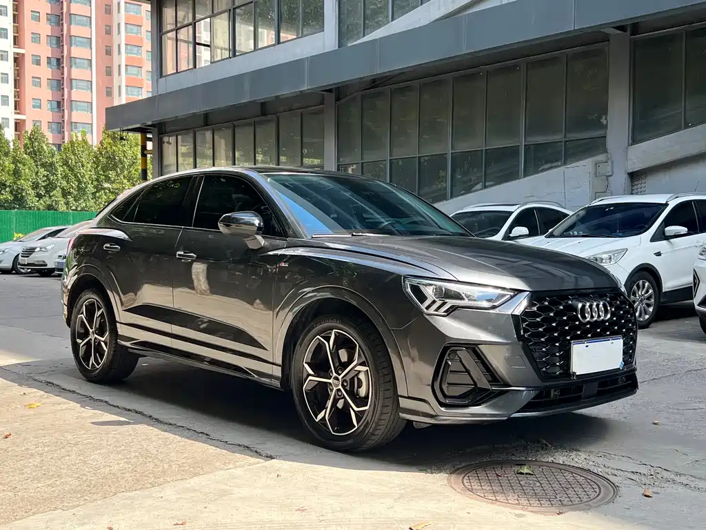Audi Q3 Sportback — фото 3