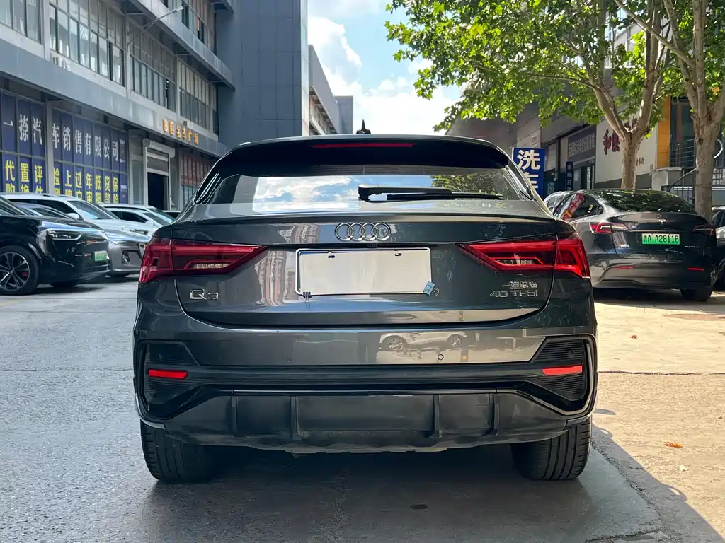 Audi Q3 Sportback — фото 6