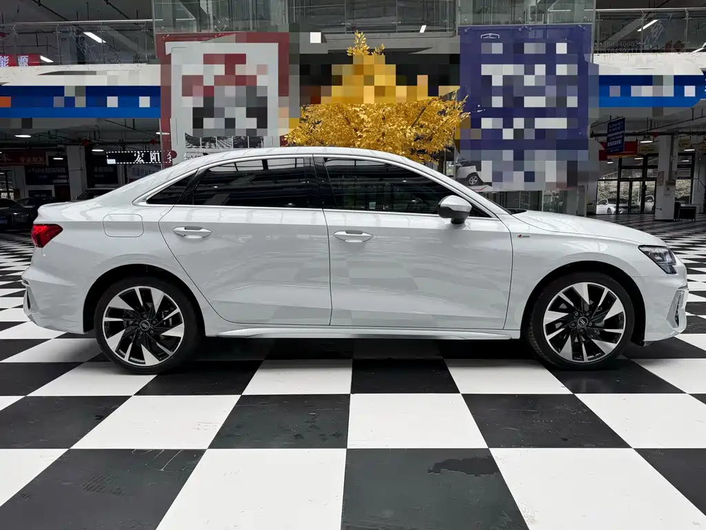 Audi A3 — фото 8