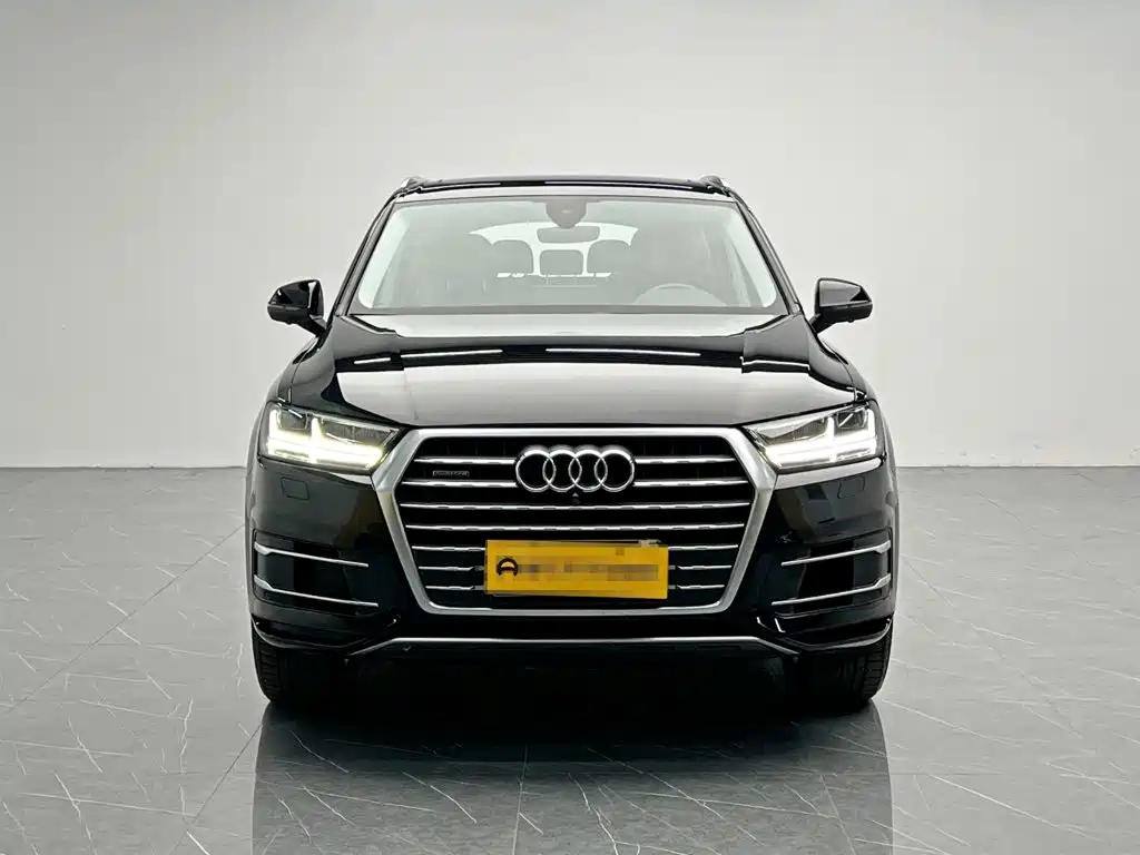 Audi Q7 — фото 2