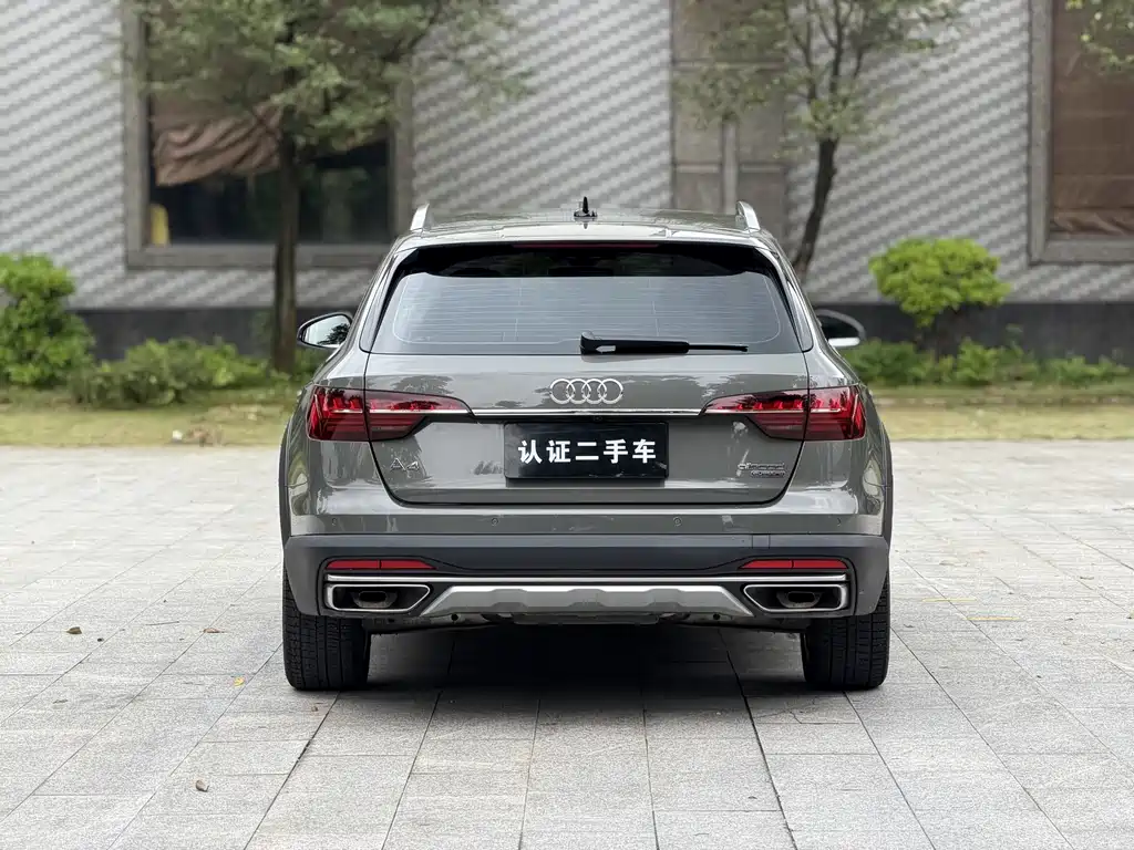 Audi A4 (Import) — фото 9