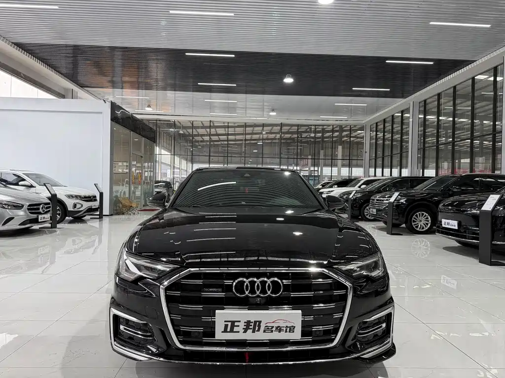 Audi A6L — фото 2