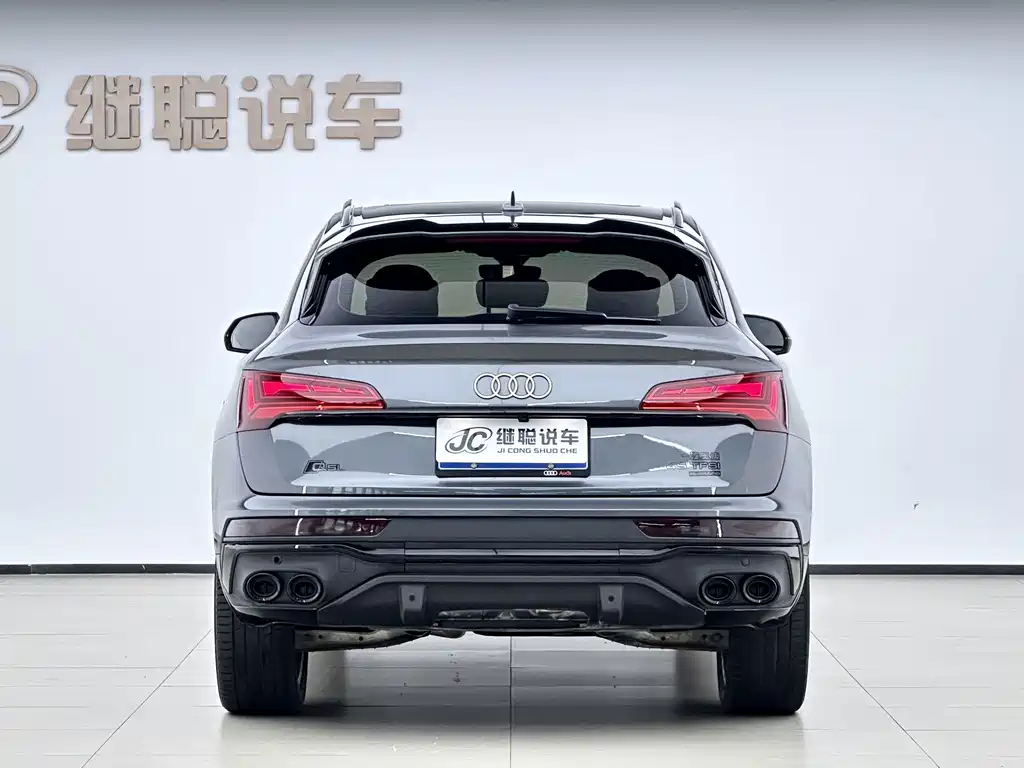 Audi Q5L Sportback — фото 17