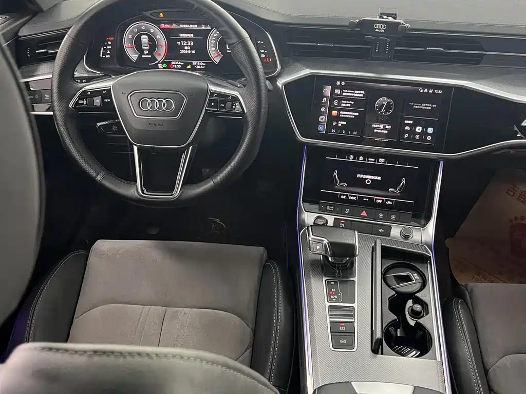 Audi A6L — фото 28
