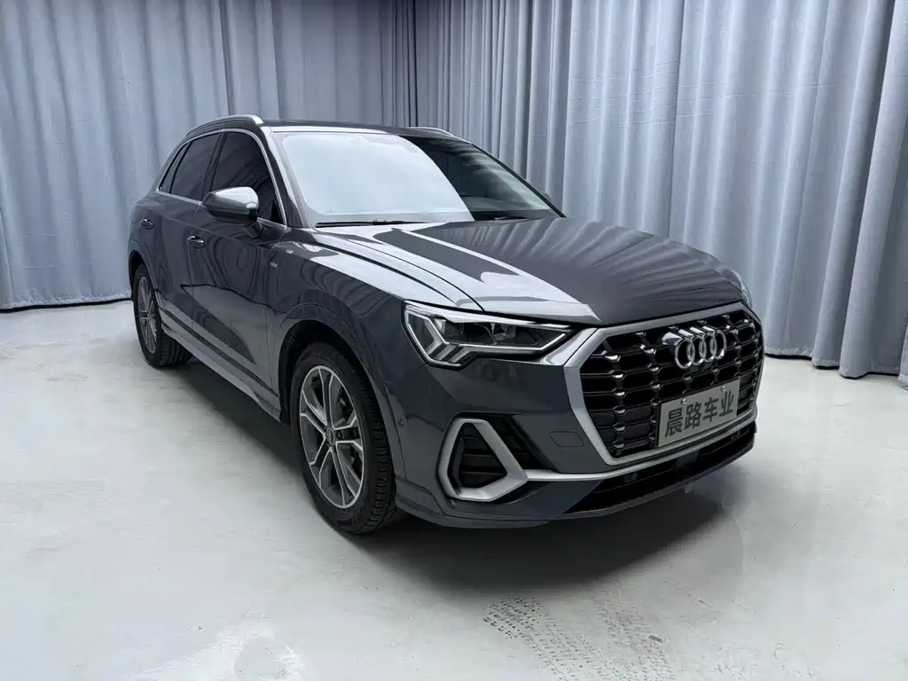 Audi Q3 — фото 3