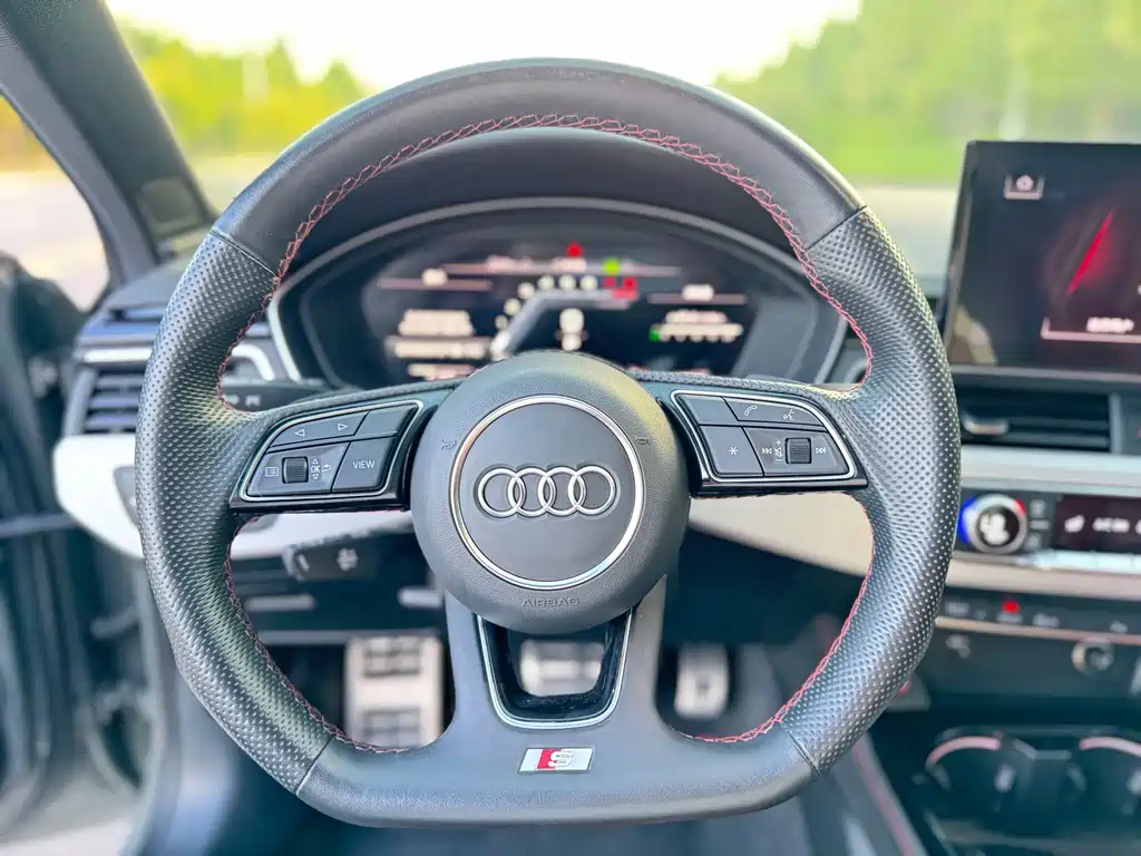 Audi S4 — фото 17