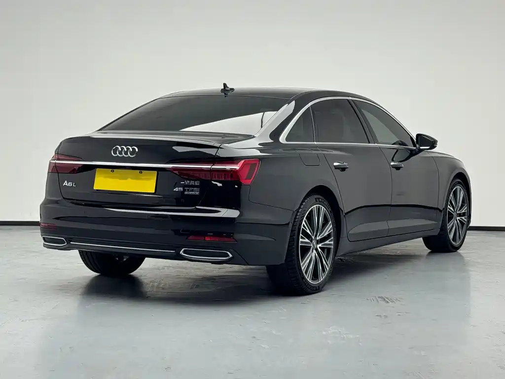 Audi A6L — фото 3