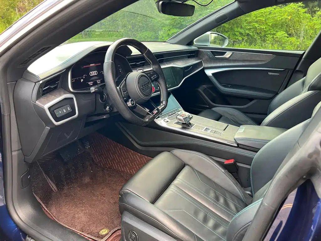Audi A7 — фото 14