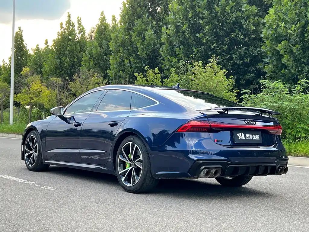 Audi A7 — фото 5