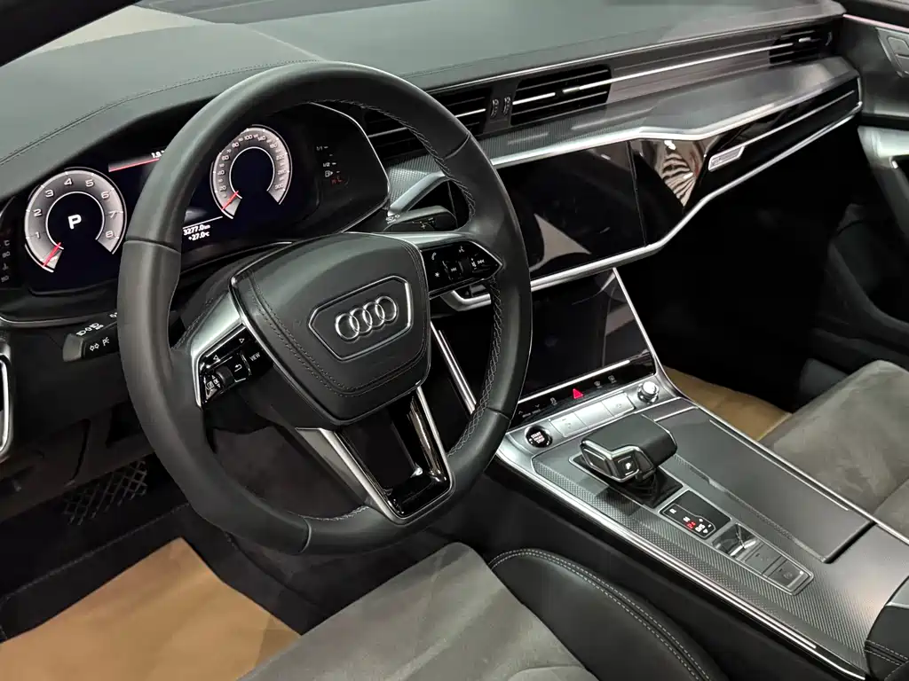 Audi A6L — фото 5