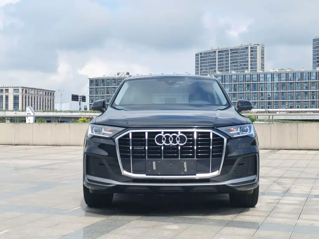 Audi Q7 — фото 2