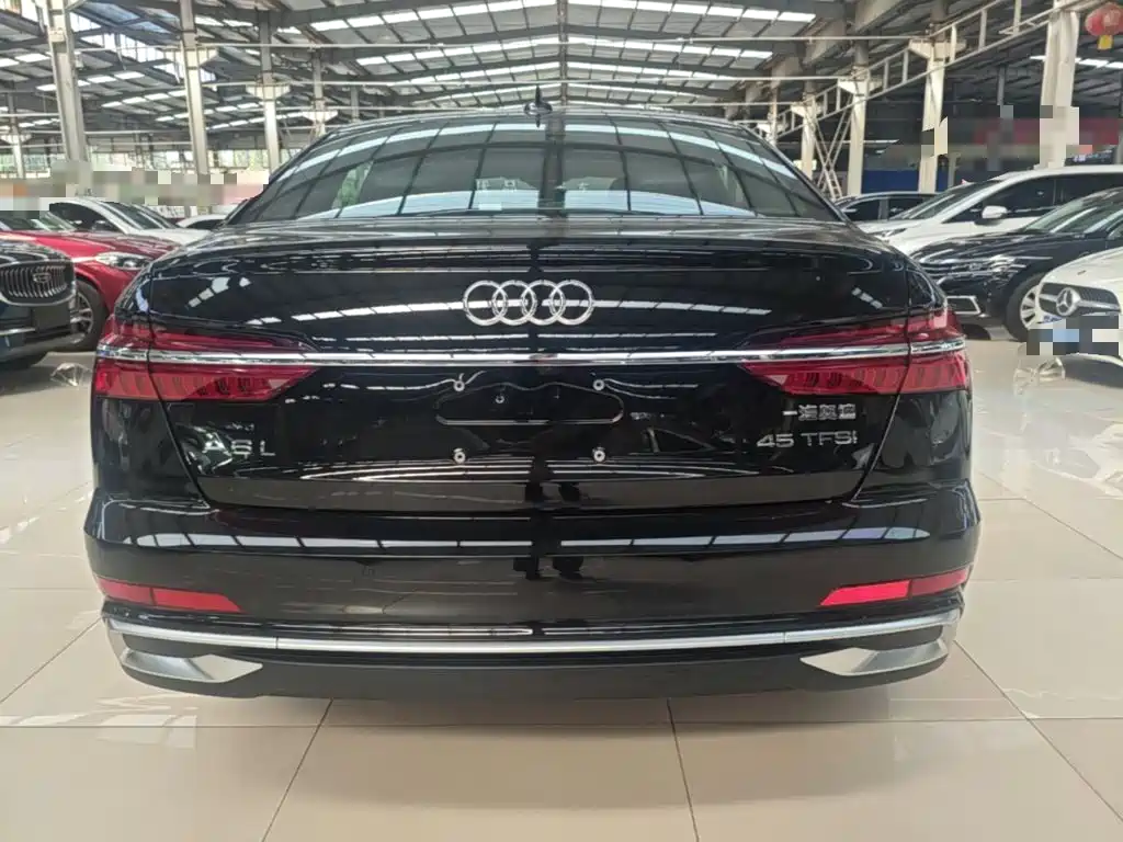 Audi A6L — фото 6