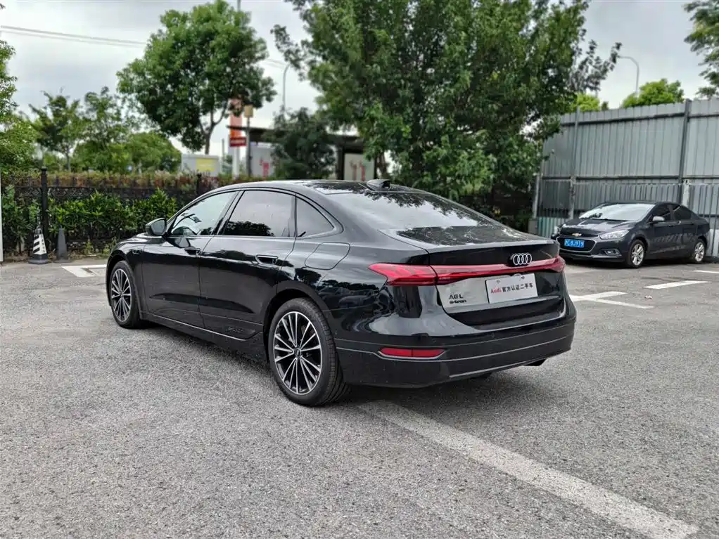 Audi A6L e-tron — фото 4