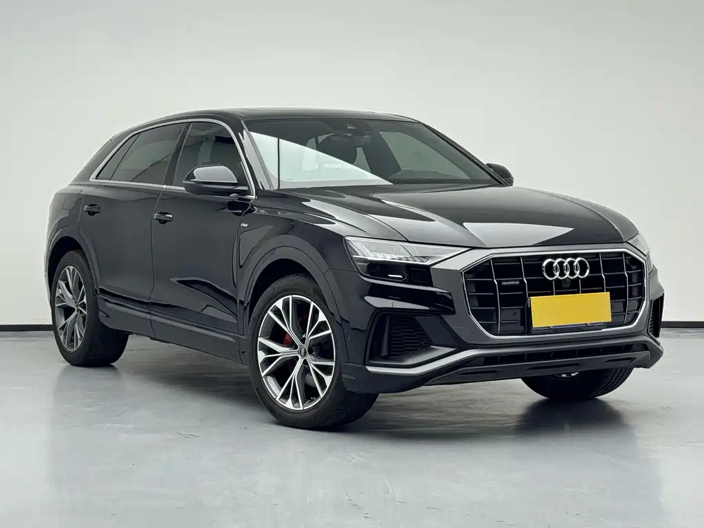 Audi Q8 — фото 3