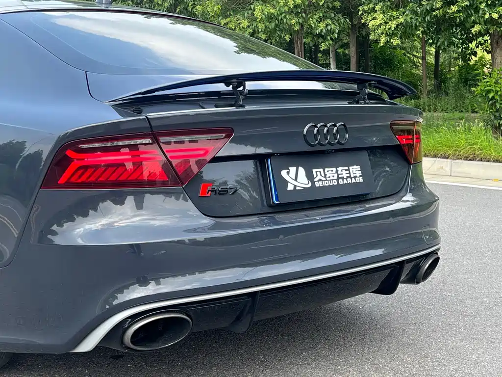 Audi RS 7 — фото 17
