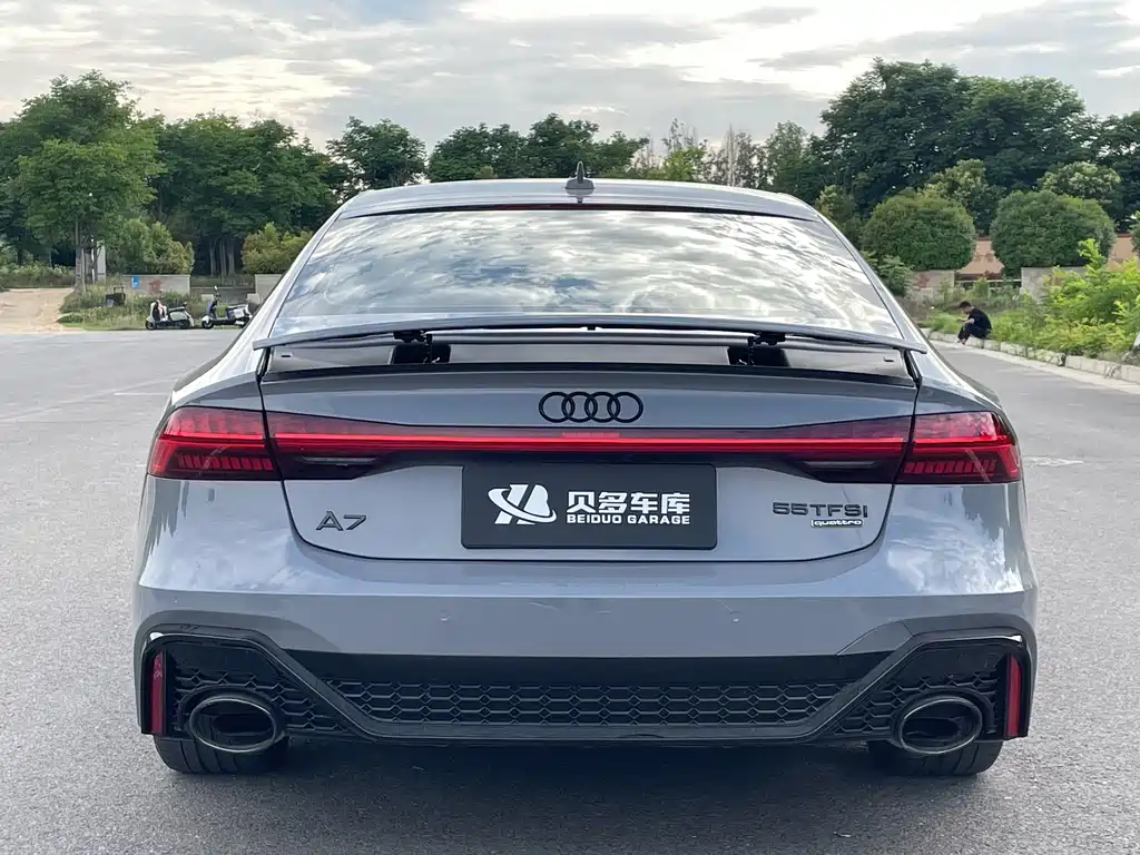 Audi A7 — фото 8