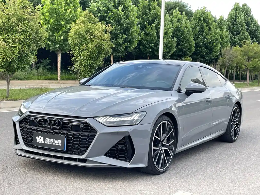 Audi A7 — фото 1