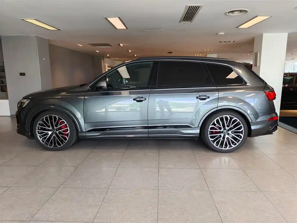 Audi SQ7 — фото 3