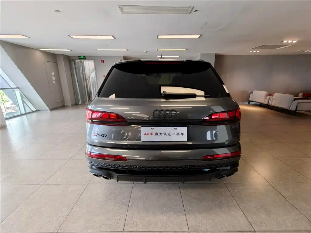 Audi SQ7 — фото 4