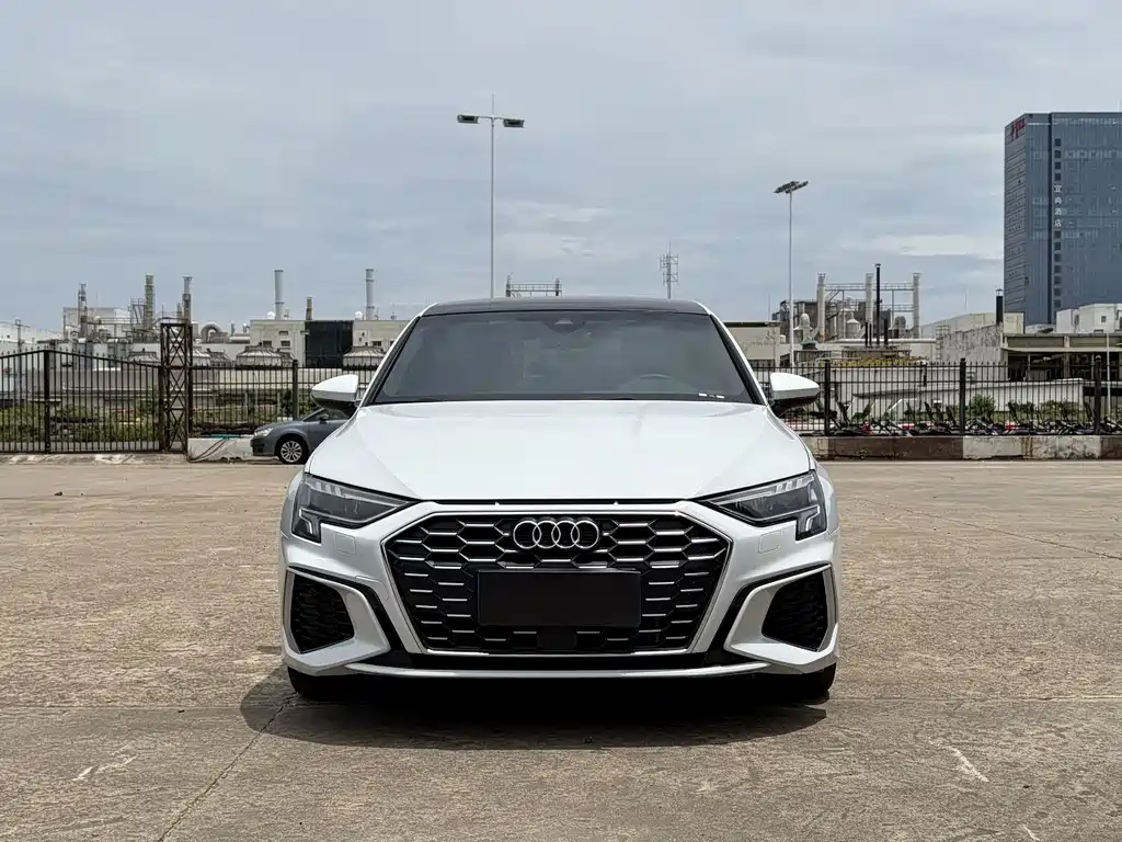 Audi A3 — фото 2