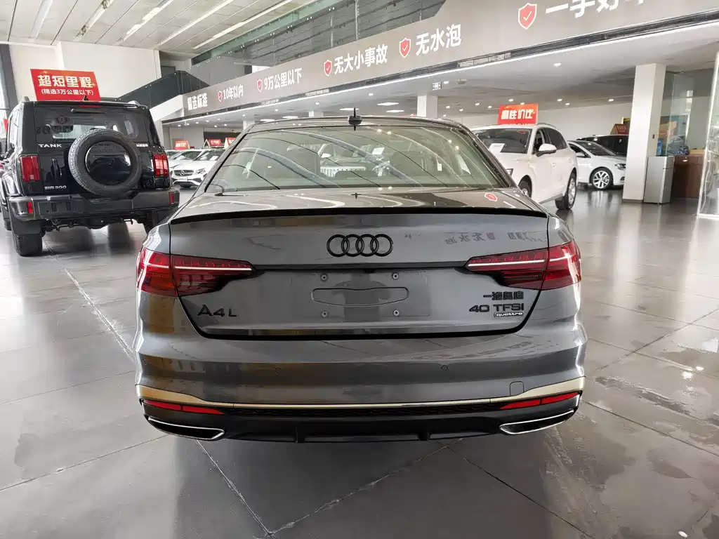 Audi A4L — фото 5
