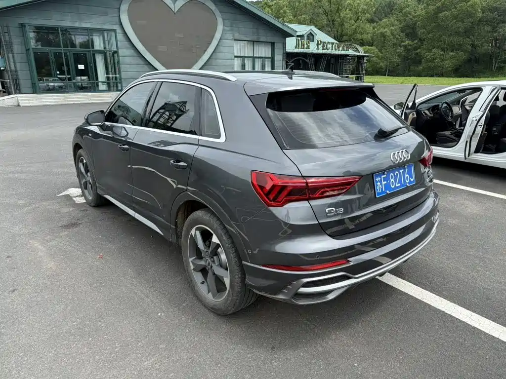 Audi Q3 — фото 6