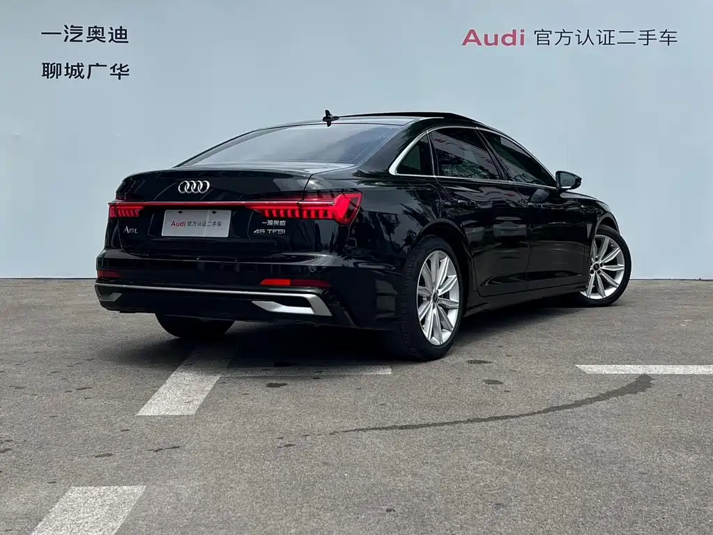 Audi A6L — фото 5