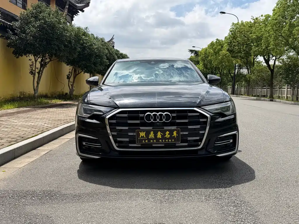 Audi A6L — фото 2