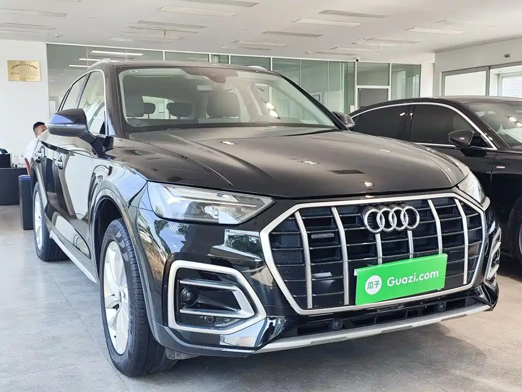 Audi Q5L — фото 4