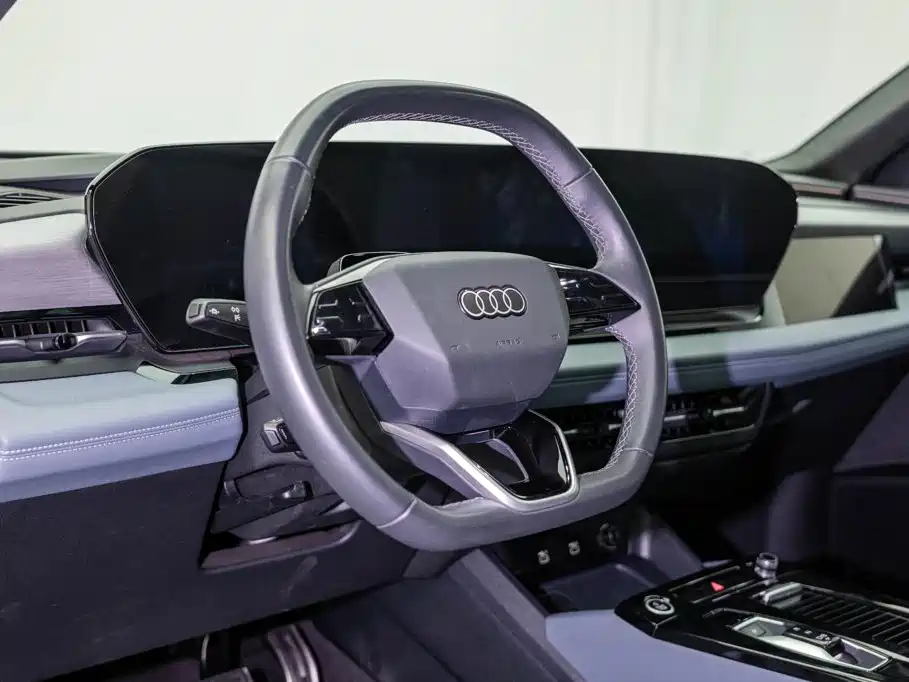 Audi Q6L e-tron — фото 7