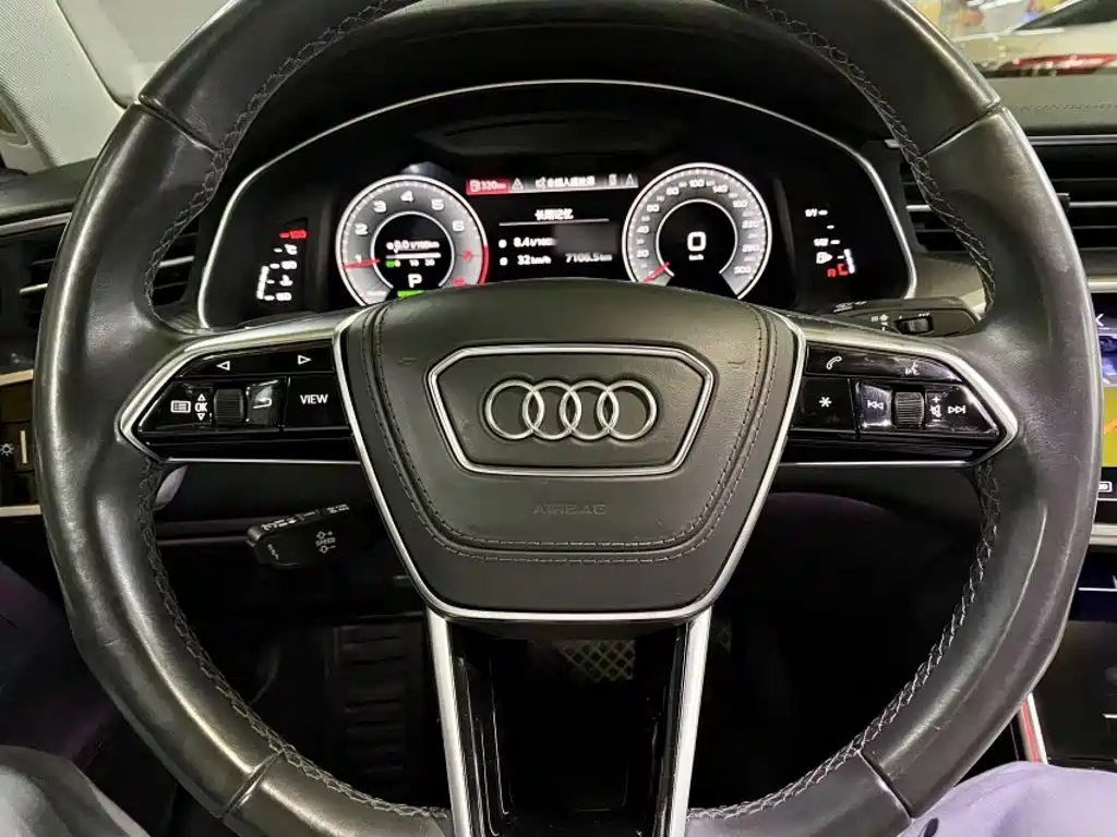 Audi A6L — фото 23