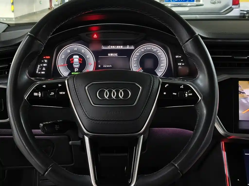 Audi A6L — фото 6
