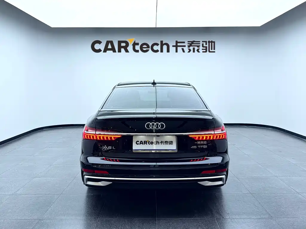 Audi A6L — фото 6