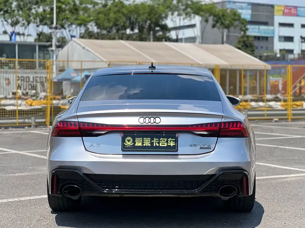 Audi A7 — фото 5