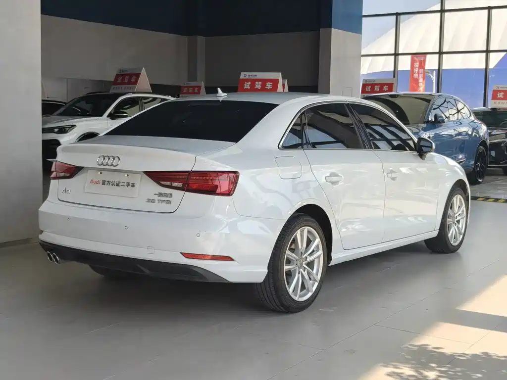 Audi A3 — фото 5