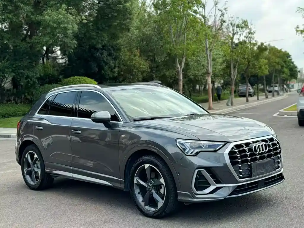 Audi Q3 — фото 3