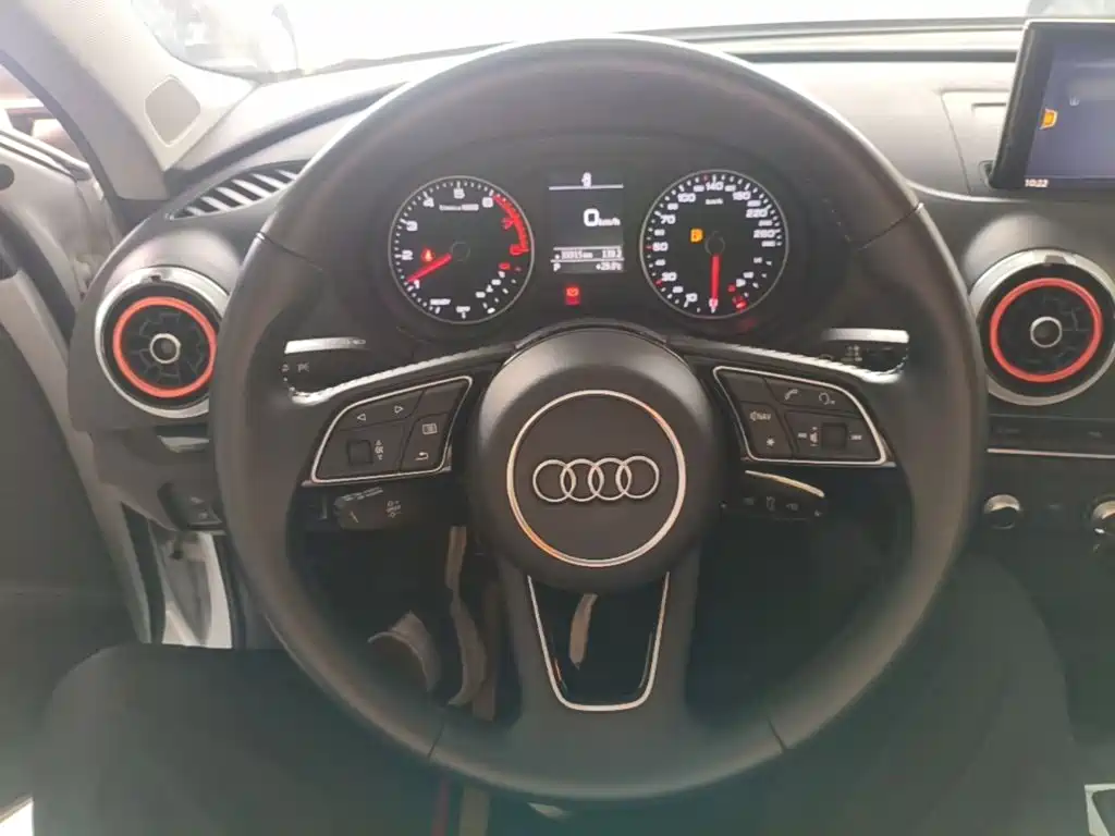 Audi A3 — фото 11