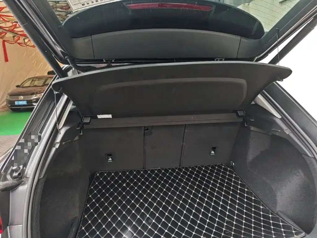 Audi Q3 — фото 19