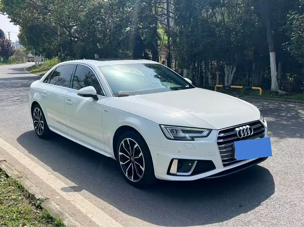 Audi A4L — фото 3