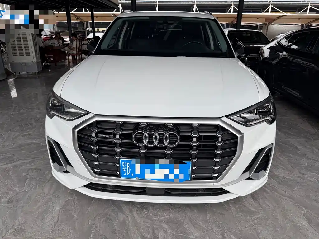 Audi Q3 — фото 2
