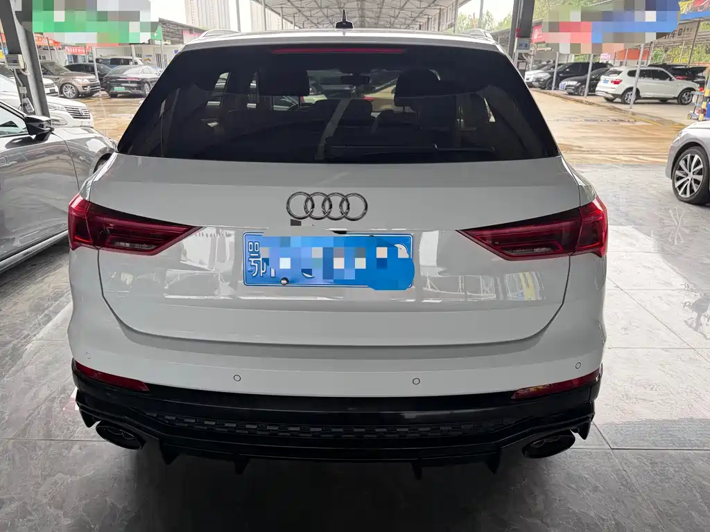 Audi Q3 — фото 13