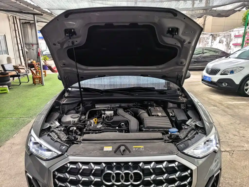 Audi Q3 — фото 20