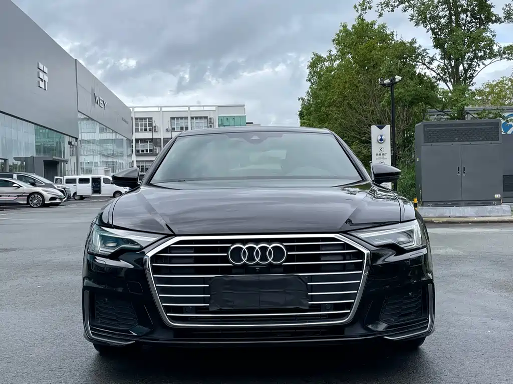Audi A6L — фото 2