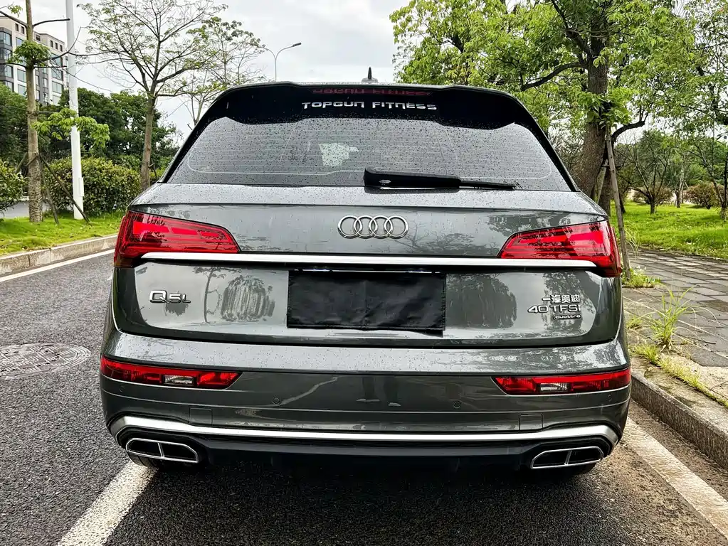 Audi Q5L — фото 4