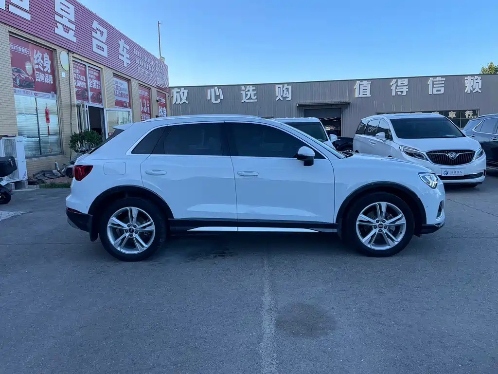 Audi Q3 — фото 4