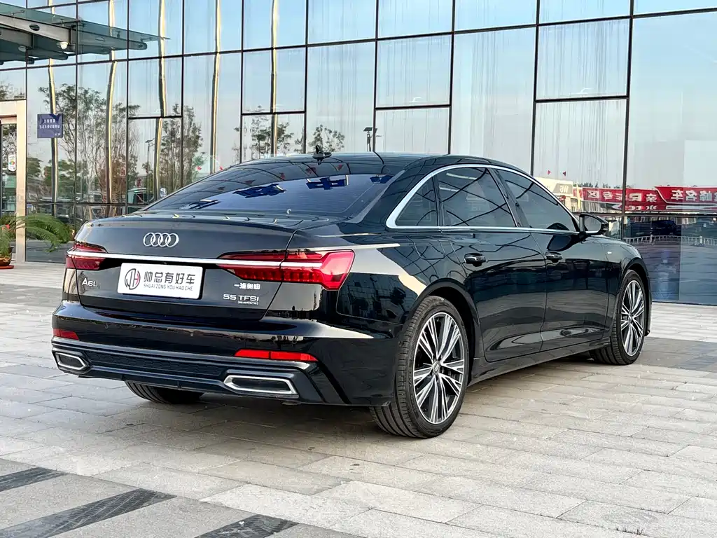Audi A6L — фото 6