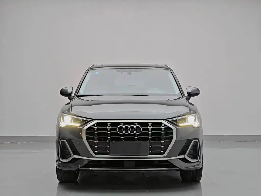 Audi Q3 — фото 2