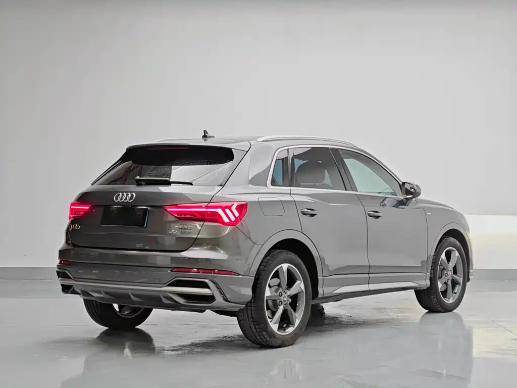 Audi Q3 — фото 5