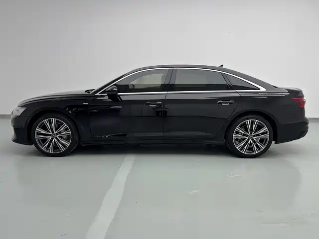 Audi A6L — фото 4