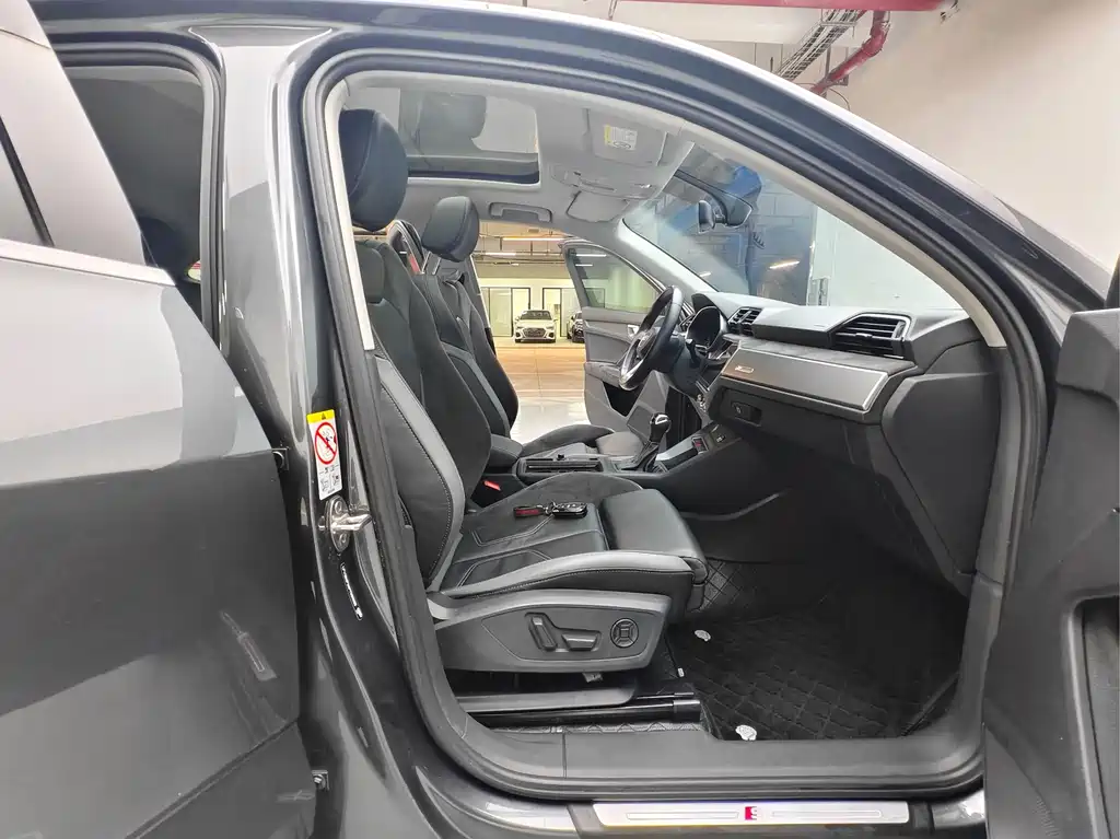 Audi Q3 Sportback — фото 21